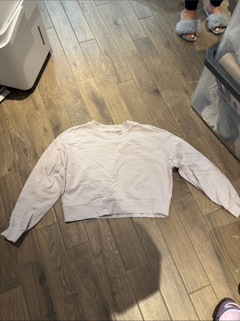 Lululemon Cropped Crewneck Sweatshirt - Light Lavender